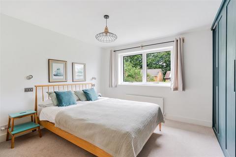 undefined, Aston Way, Epsom