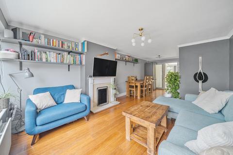 undefined, Elizabeth Gardens, Sunbury-On-Thames, TW16