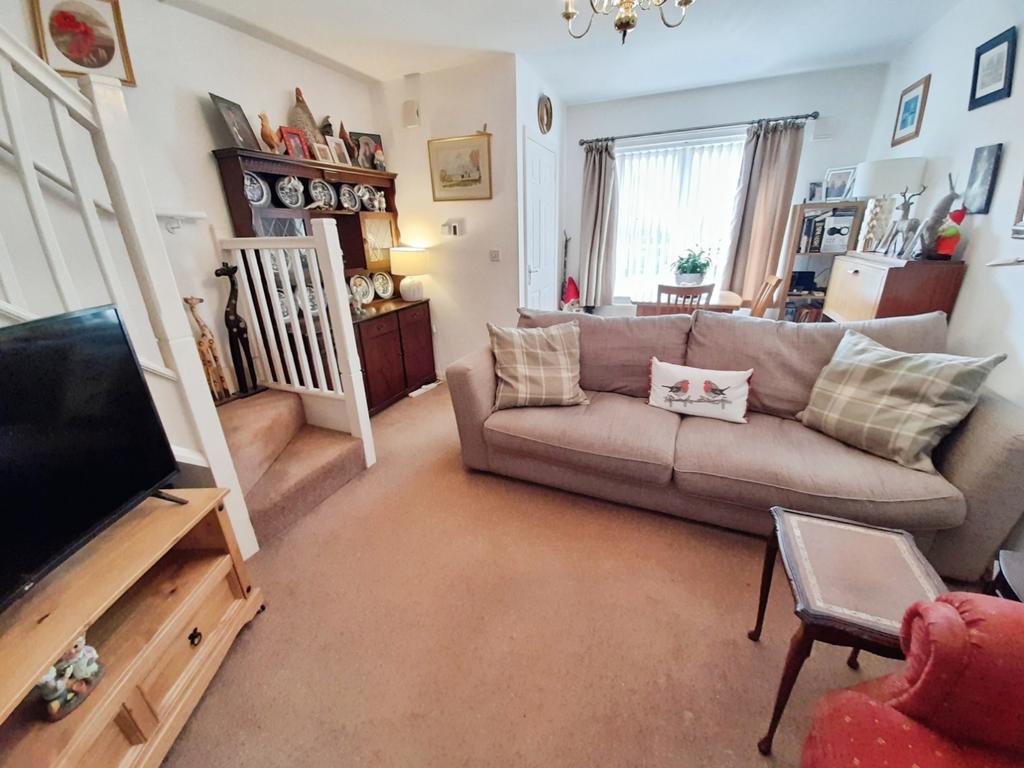 Pbox-living room-313811.jpg