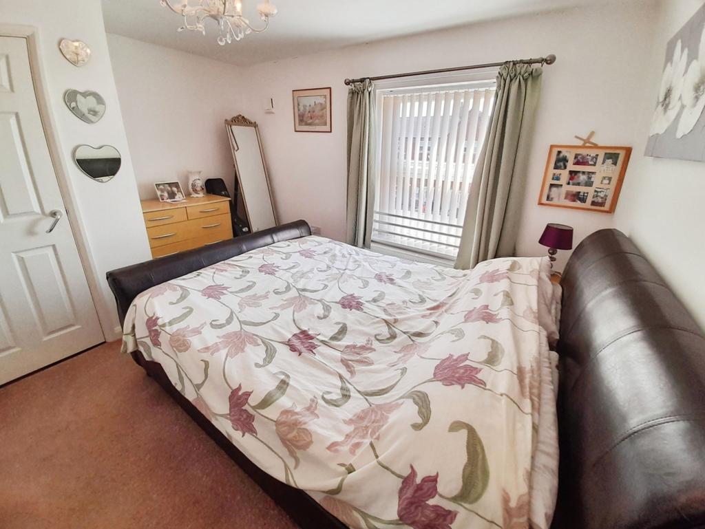 Pbox-bedroom-313811.jpg