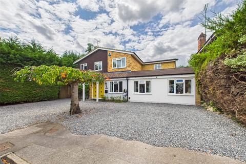 11 Alderbrook Close, Crowthorne, RG45 6DZ