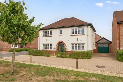 4 bedroom detached house for sale, Hawthorn Grove, Waltham Chase, Southampton, Hampshire, SO32