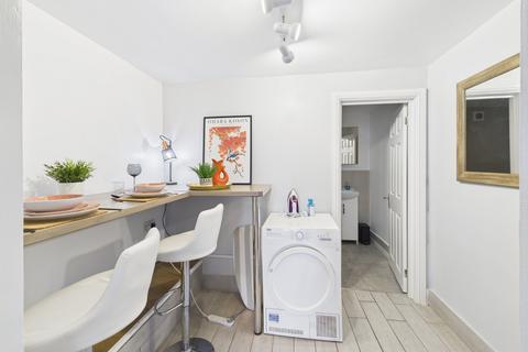 Flat 1, 6 - 7 Bridge Street, Worcester, WR1 3NJ