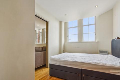 2 bedroom flat to rent, Romney House, 47 Marsham Street, London, SW1P