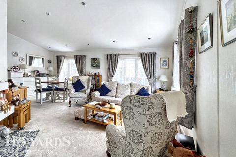 2 bedroom park home for sale, Sunninghill Close, Bradwell