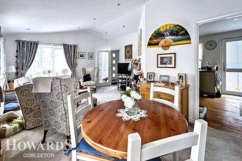 2 bedroom park home for sale, Sunninghill Close, Bradwell