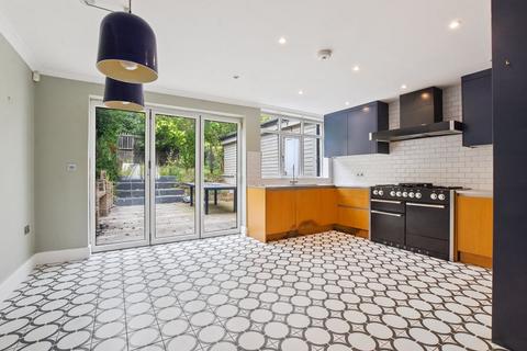 4 bedroom semi-detached house for sale, Tanfield Avenue, London, NW2