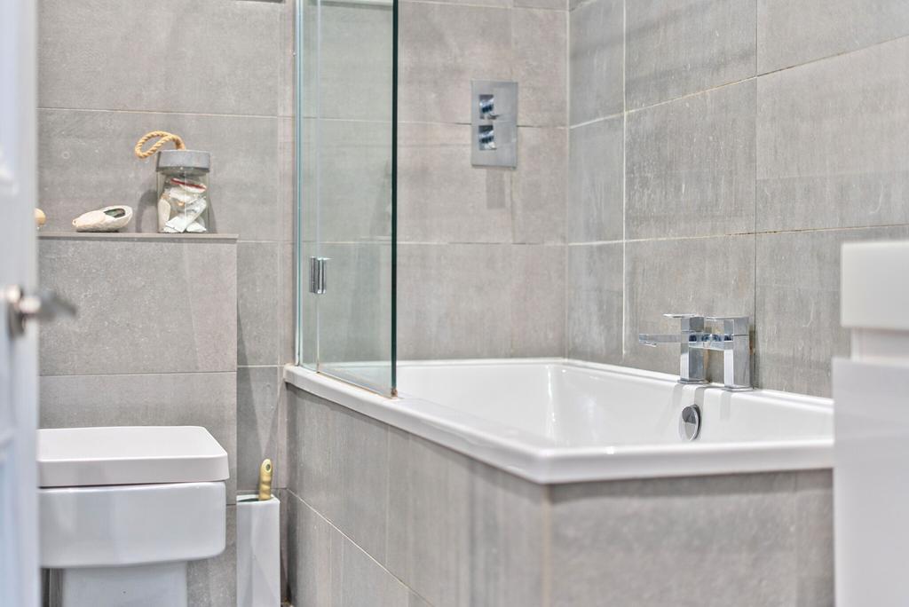 1329412 14 688387...