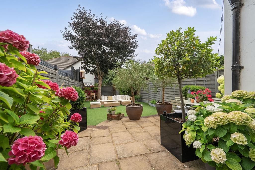 1329412 21 688387...