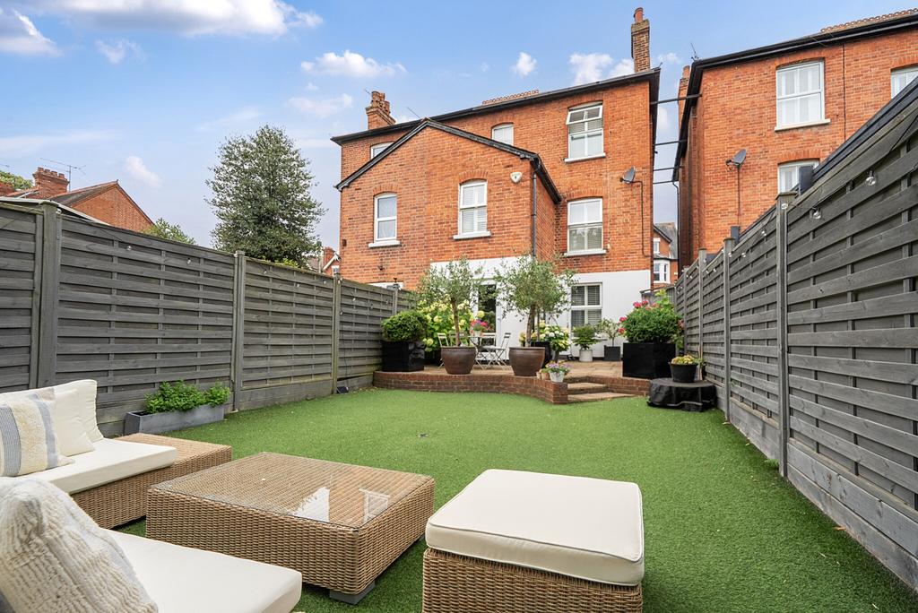 1329412 24 688387...