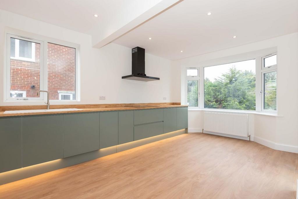 46 Warren Way 19.JPG