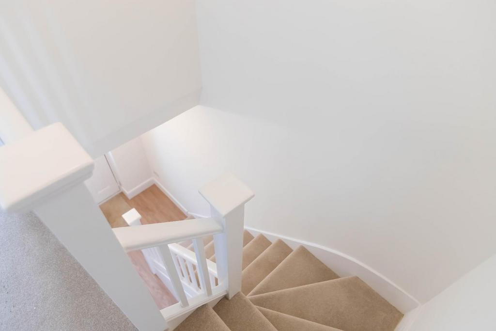 46 Warren Way 25.JPG