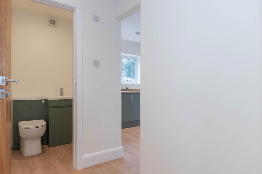 46 Warren Way 12.JPG