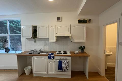 Studio to rent, Hinckley Road, Leicester LE3