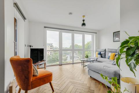 2 bedroom flat for sale, Harry Zeital Way, London E5
