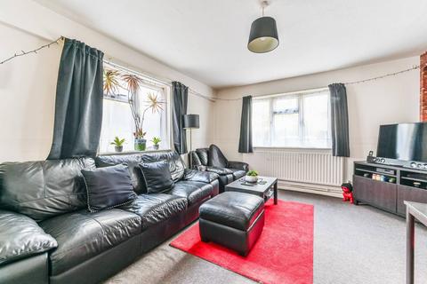 2 bedroom flat for sale, Anerley Road, Anerley, London, SE20