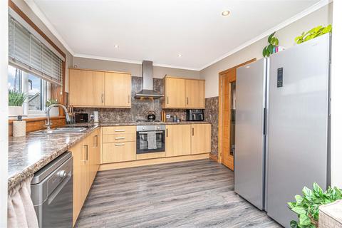 6 Cedar Crescent, Thornton, Kirkcaldy, KY1 4BE