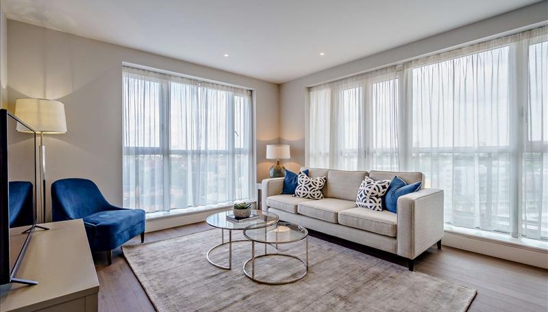 2 Bed Flat Canary Wharf