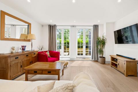 undefined, Brooklands Road, Weybridge, KT13