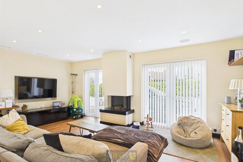 undefined, Abbots Close, Shenfield, Brentwood, Essex, CM15