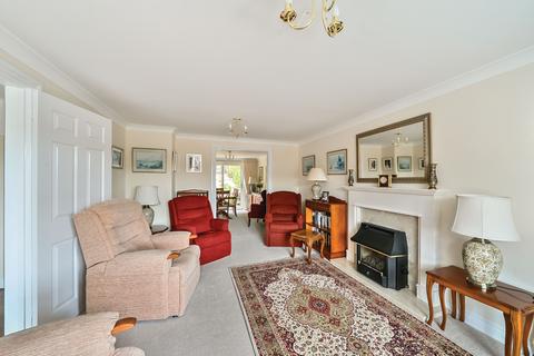 4 bedroom detached house for sale, Clos Islwyn Killay Swansea Sa2 7et
