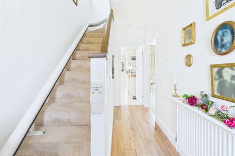3 bedroom semi-detached house for sale, Malvern Road, Swindon SN2