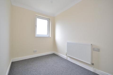 3 bedroom terraced house to rent, Wareham Close , Hull HU7