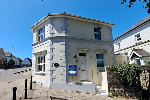 2 bedroom link detached house for sale, Church Street, Old Town BN21