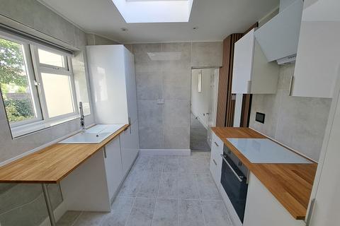 2 bedroom link detached house for sale, Church Street, Old Town BN21