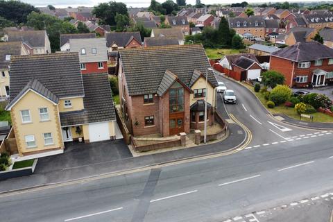 6 bedroom detached house for sale, Cwrt Gwscwm, Burry Port, Carmarthenshire, SA16