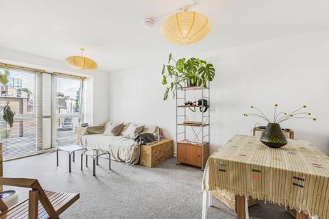 Balls Pond Road, London, N1