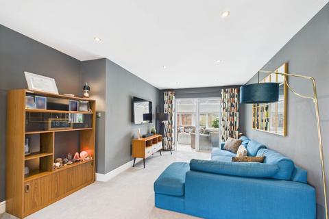 undefined, Watermill Way, Weston Turville