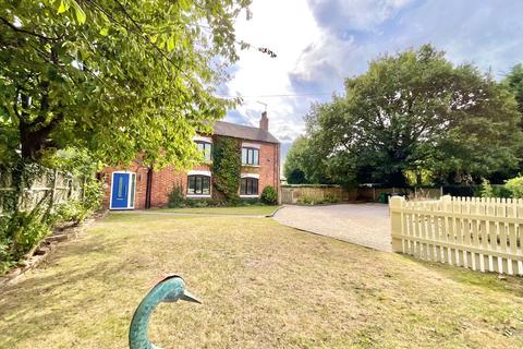 4 bedroom semi-detached house for sale, Heatley Lane, Broomhall, CW5