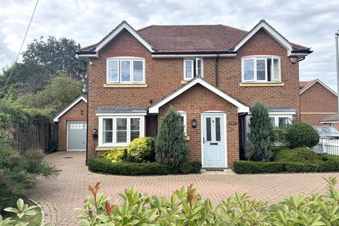 4 bedroom detached house for sale, Marden, Kent