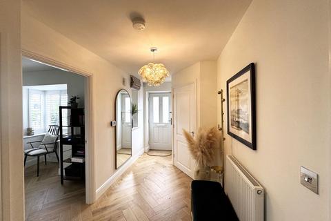 4 bedroom detached house for sale, Marden, Kent