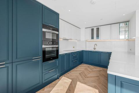 undefined, Kings Tower, Chelsea Creek SW6