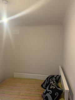2 bedroom flat for sale, 216 Lampton Road, Hounslow TW3