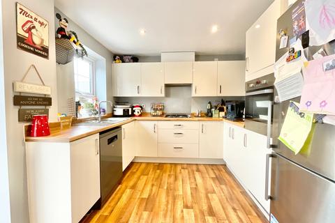 4 bedroom detached house for sale, Dorney Close, Yarnfield, ST15
