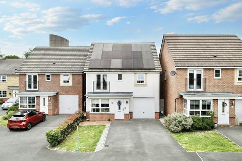 Dorney Close, Yarnfield, ST15