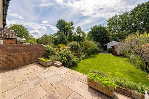 undefined, Hanworth Road, Hampton TW12