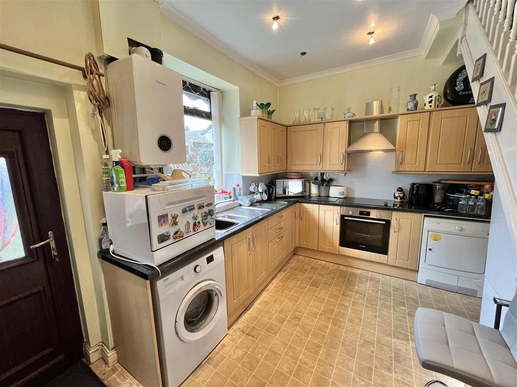 Dining kitchen