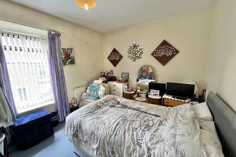 2 bedroom terraced house for sale, Brosscroft, Hadfield, Glossop