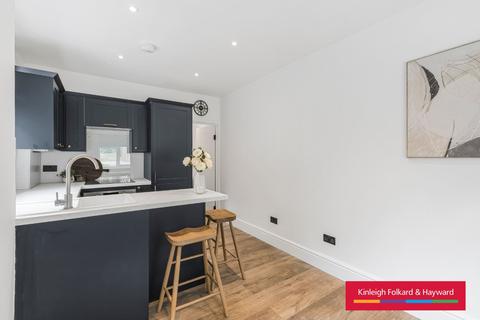 2 bedroom flat to rent, Laleham Road, London, SE6
