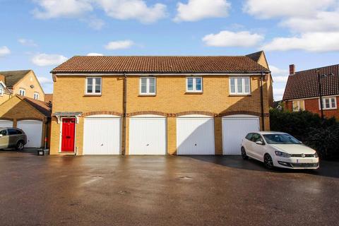2 bedroom coach house to rent, Tippett Avenue, Swindon SN25