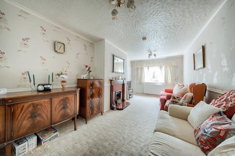 22 Alford Close, Rednal, Birmingham, B45 8TN