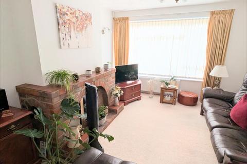 3 bedroom detached house for sale, Orchard Road, Fair Oak, Eastleigh