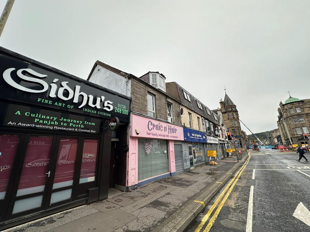 11 F6, County Place, Perth, PH2 8 EE