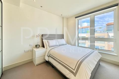 3 bedroom apartment to rent, Compass House, Chelsea Creek SW6