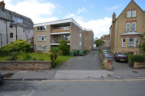 Cheriton Gardens, Folkestone CT20