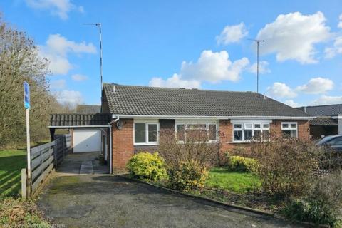 2 bedroom bungalow for sale - Suffolk Close, Bedworth CV12